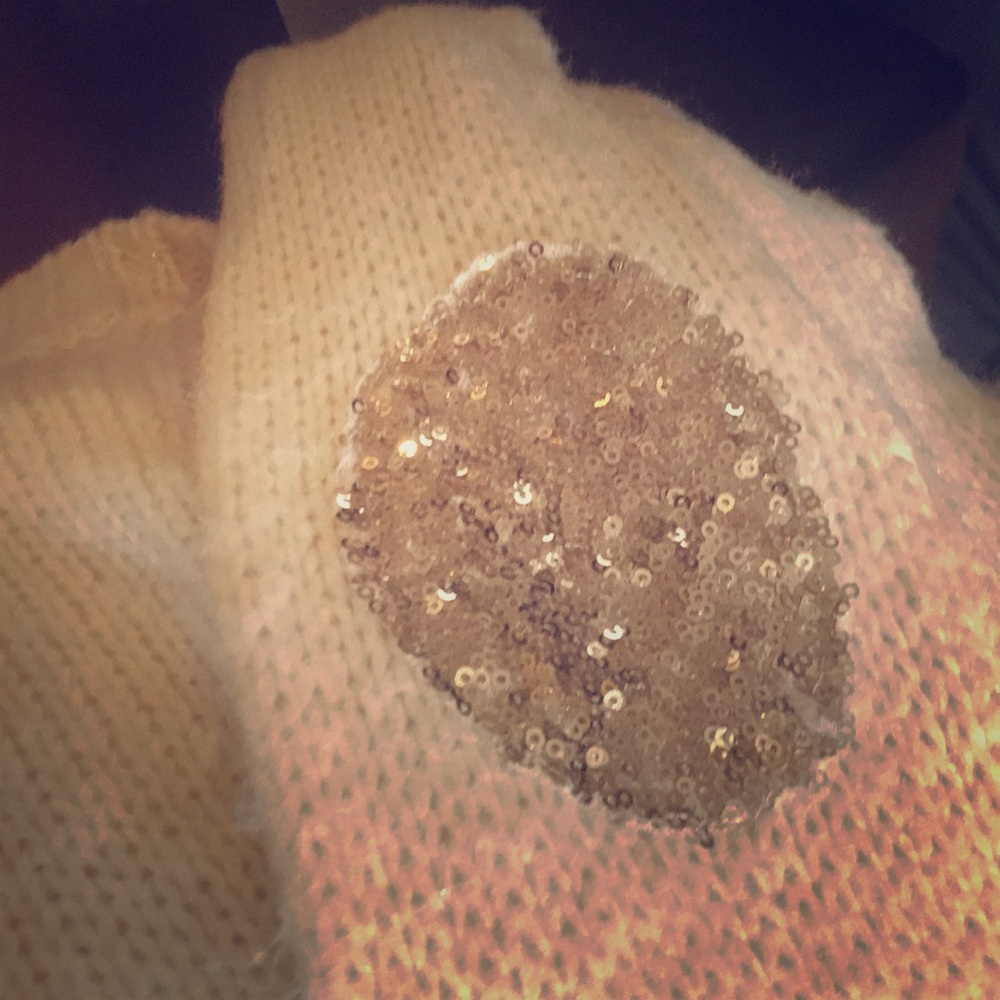 Cream sweater Bling pads